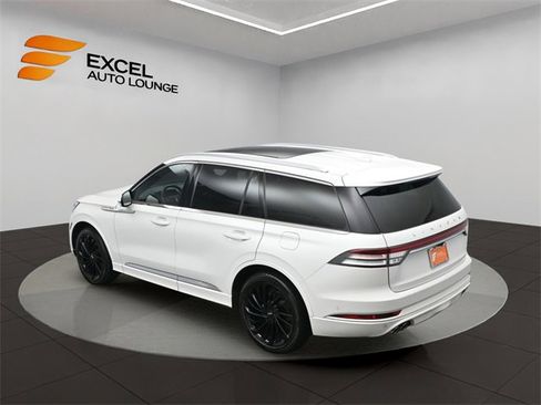 Used 2021 Lincoln Aviator Reserve w/ Equipment Group 210A image 59