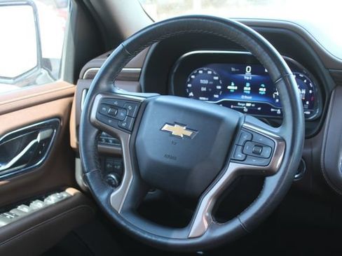 Used 2023 Chevrolet Tahoe High Country AWD/4WD image 24