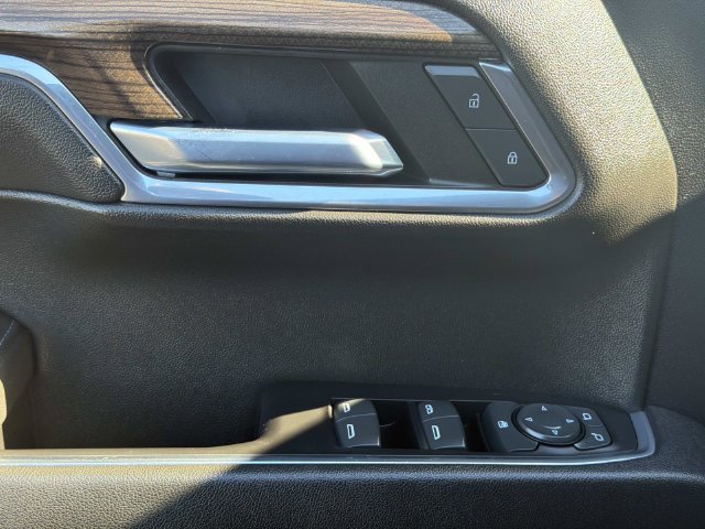 Used 2022 Chevrolet Silverado 1500 RST RWD image 25