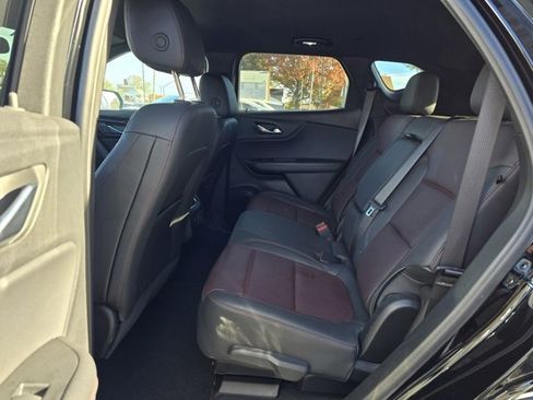 Used 2025 Chevrolet Blazer RS image 17