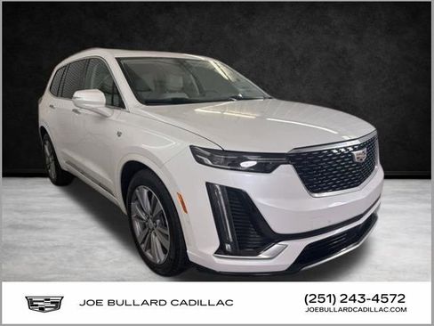 Used 2022 Cadillac XT6 Premium Luxury w/ Technology Package image 1