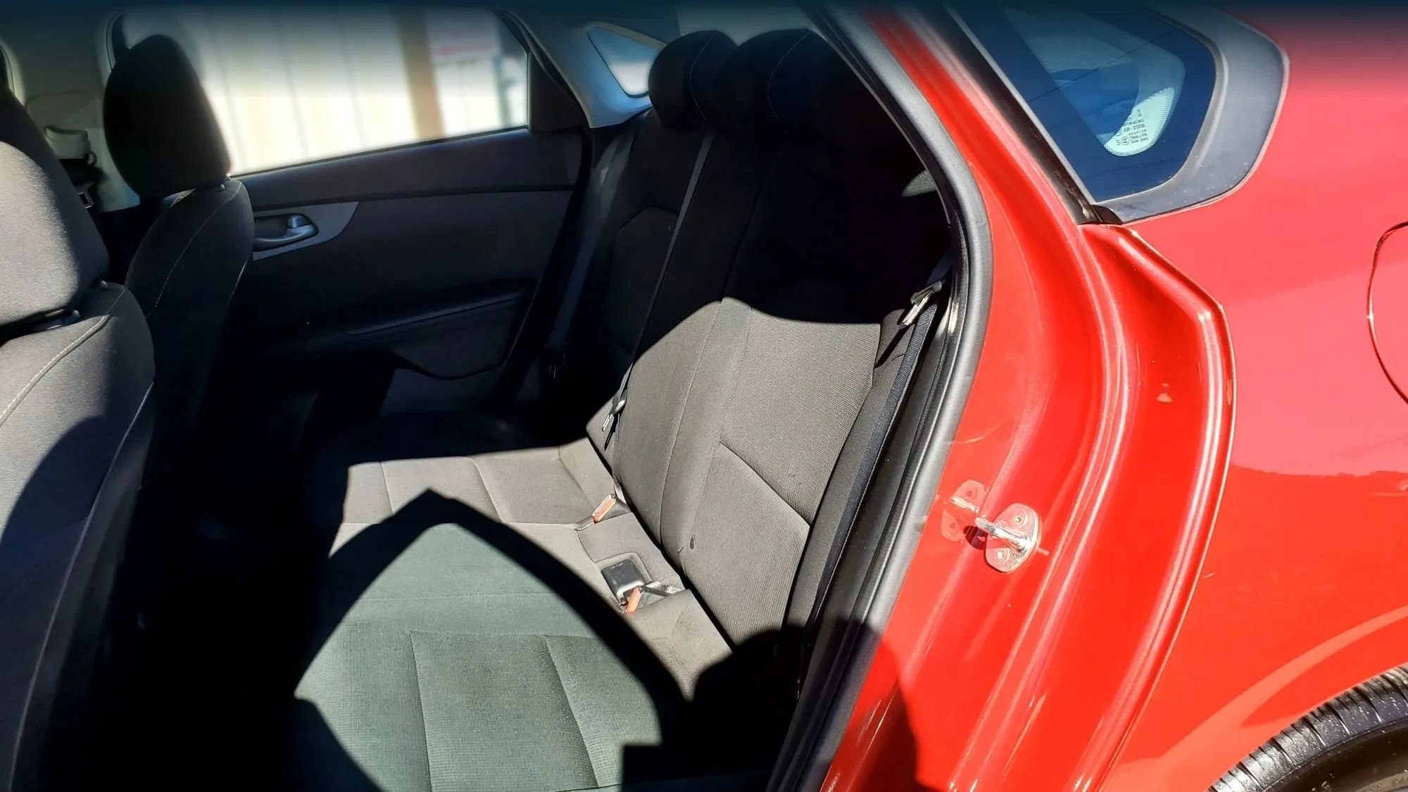 Used 2020 Kia Forte LXS FWD image 27