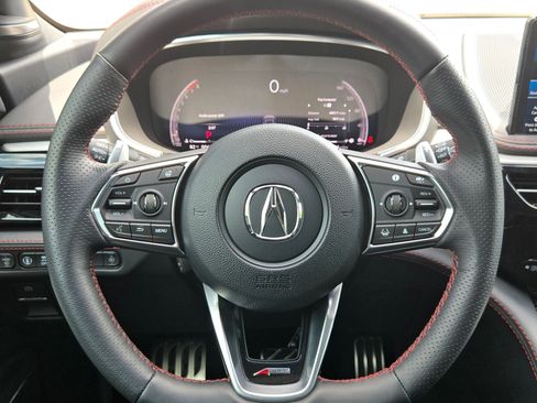 Used 2025 Acura MDX A-Spec image 18
