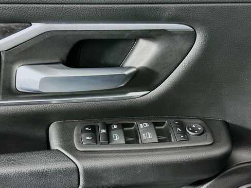 Used 2022 RAM 1500 Big Horn image 15