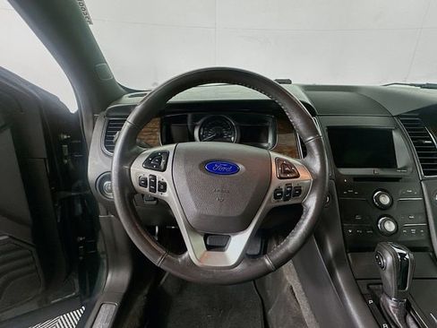 Used 2016 Ford Taurus Limited FWD image 11
