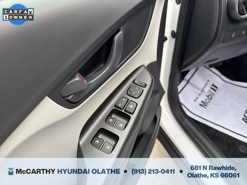 Certified 2023 Hyundai Kona SEL image 17