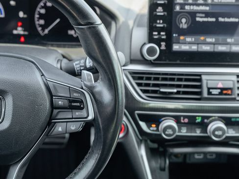 Used 2022 Honda Accord Sport image 28