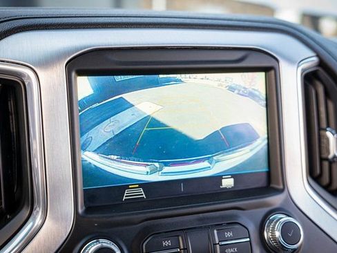 Used 2022 GMC Sierra 2500 SLE image 23