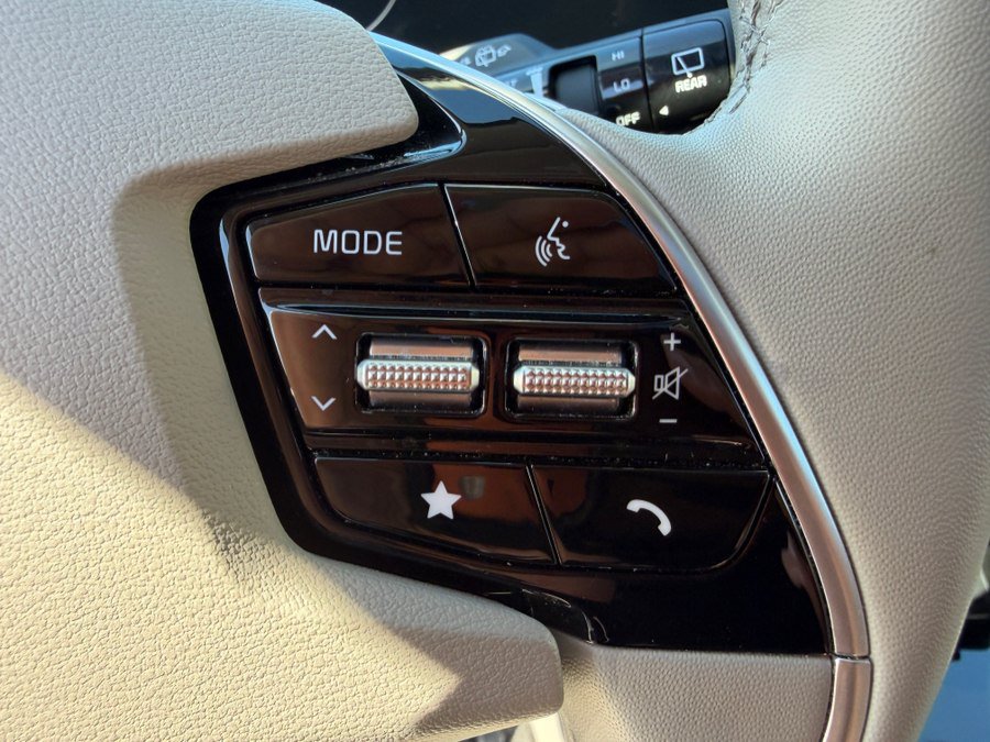Used 2023 Kia Niro Wave w/ Wave Preserve Package FWD image 16