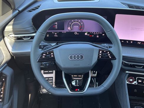 New 2026 Audi SQ5 Premium Plus image 17
