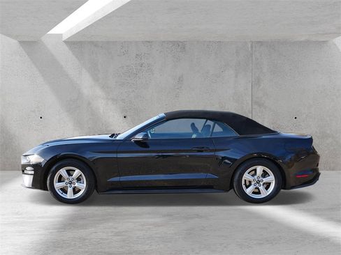 Certified 2019 Ford Mustang Convertible image 5