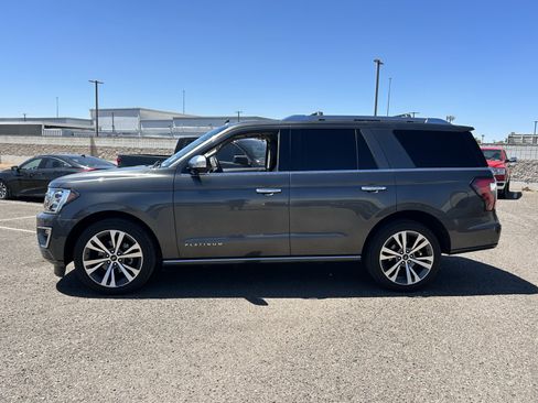 Used 2020 Ford Expedition Platinum RWD image 2