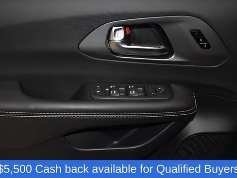 New 2026 Chrysler Pacifica Select w/ S Appearance Package FWD image 27