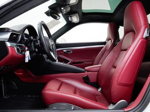 Certified 2017 Porsche 911 Turbo AWD/4WD image 5