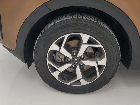 Used 2020 Kia Sportage LX image 8