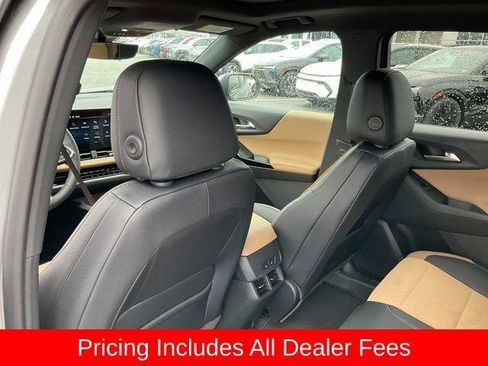 New 2026 Chevrolet Equinox ACTIV w/ Convenience Package III AWD/4WD image 15