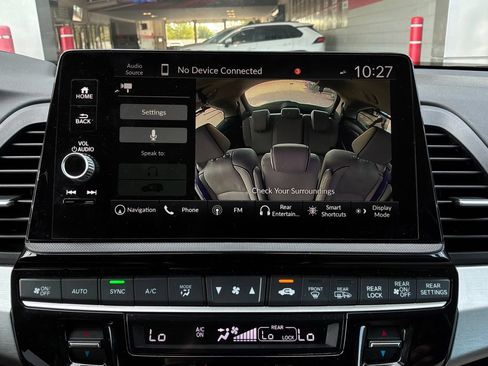 Used 2025 Honda Odyssey Touring image 42