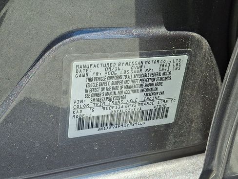 Used 2016 Nissan Sentra SV w/ Driver's Assist Package FWD image 26