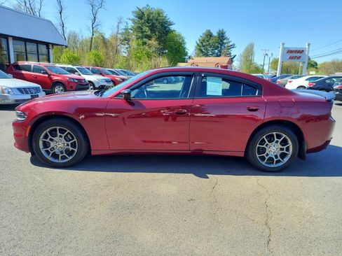 Used 2017 Dodge Charger SXT w/ Navigation & Travel Group image 8