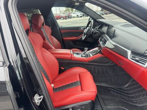 Used 2022 BMW X6 M w/ Competition Package image 17