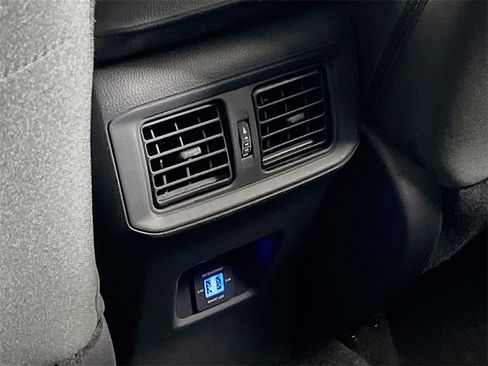 Used 2024 Toyota RAV4 LE image 21