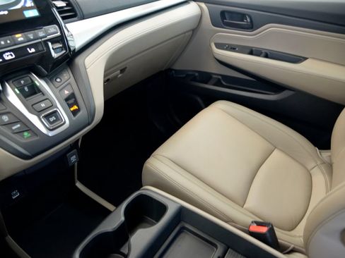 Used 2023 Honda Odyssey EX-L image 27