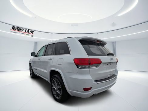 Used 2020 Jeep Grand Cherokee Overland image 5