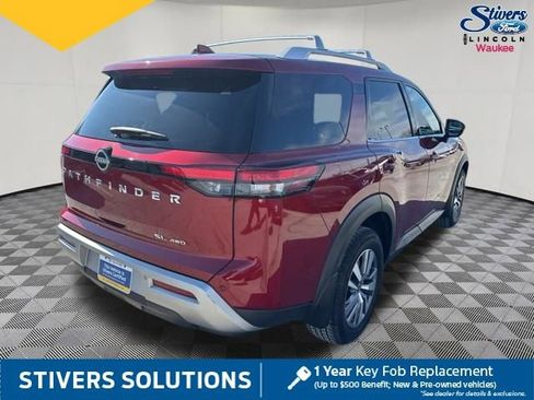 Used 2022 Nissan Pathfinder SL image 5