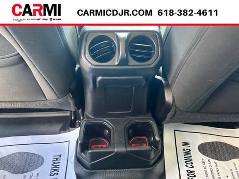 Used 2021 Jeep Wrangler Unlimited Sport AWD/4WD image 29