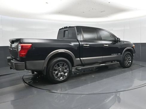 Used 2018 Nissan Titan Platinum Reserve w/ Platinum Utility Package AWD/4WD image 32