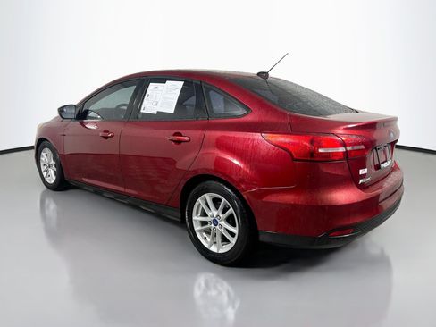 Used 2015 Ford Focus SE FWD image 8