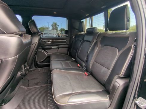 Used 2019 RAM 1500 Laramie AWD/4WD image 15