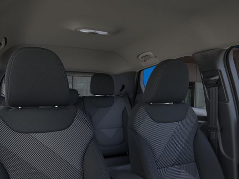 New 2027 Chevrolet Bolt LT w/ Comfort Package FWD image 24