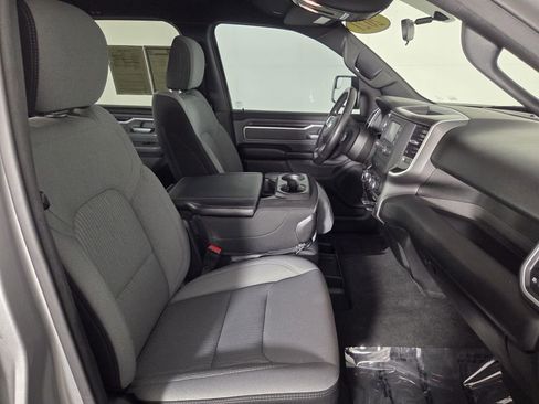 Used 2021 RAM 1500 Big Horn RWD image 32