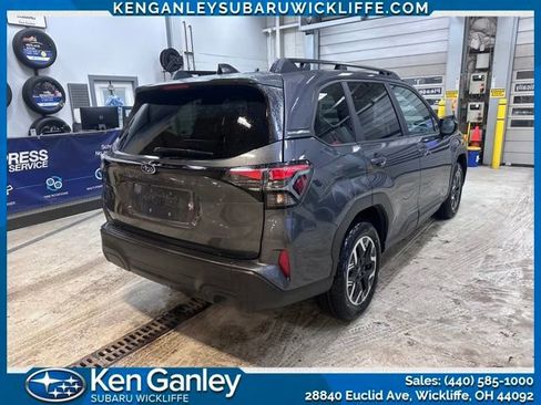 Used 2026 Subaru Forester Premium image 5