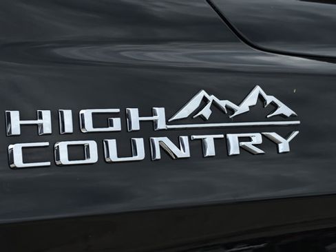 Used 2022 Chevrolet Tahoe High Country w/ Max Trailering Package AWD/4WD image 18