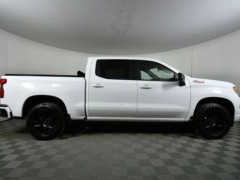 Used 2022 Chevrolet Silverado 1500 RST image 15