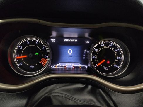 Used 2015 Jeep Cherokee Limited AWD/4WD image 23