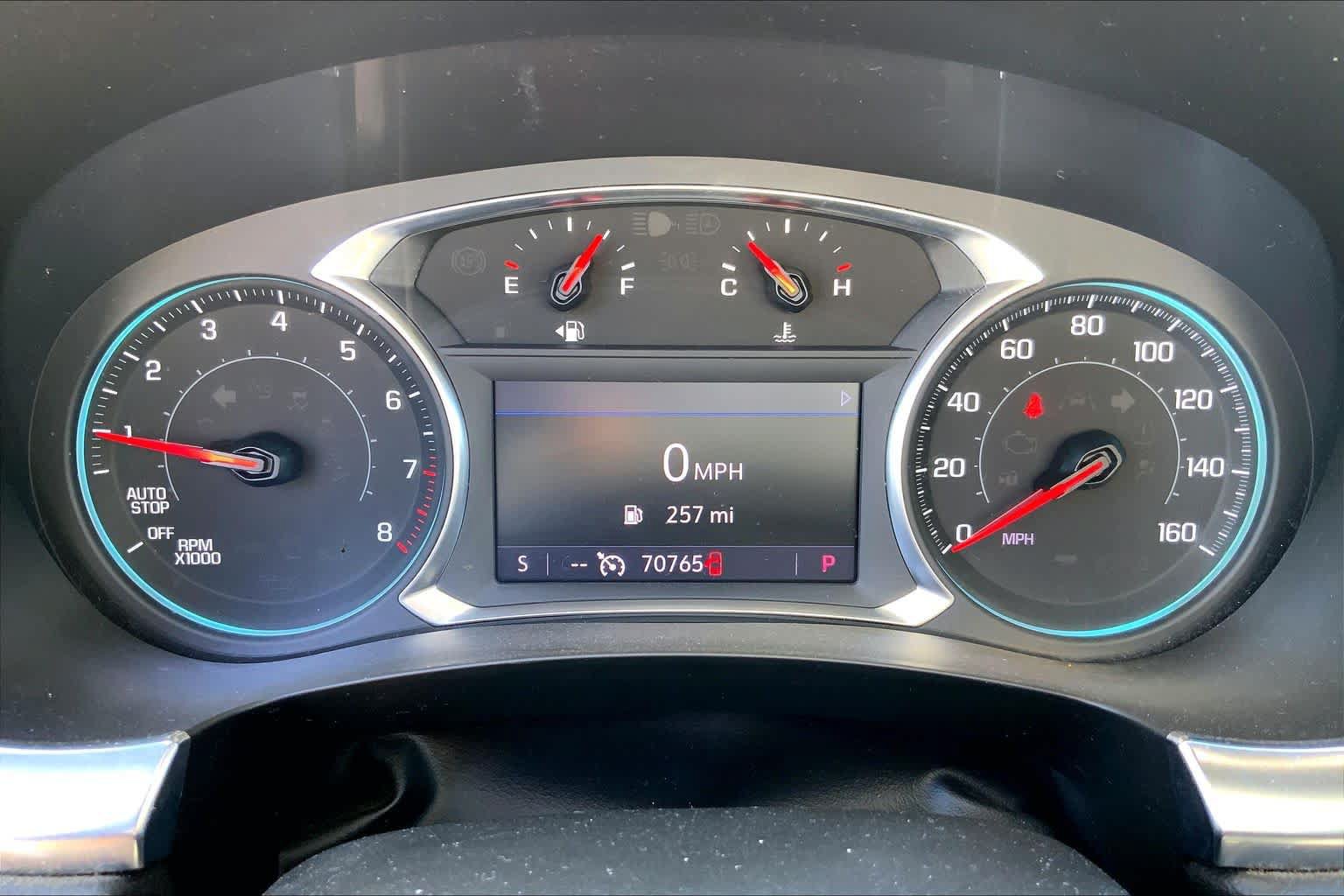 Used 2022 Chevrolet Traverse LT FWD image 26