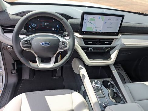 New 2026 Ford Explorer Active w/ Active Comfort Package RWD image 13