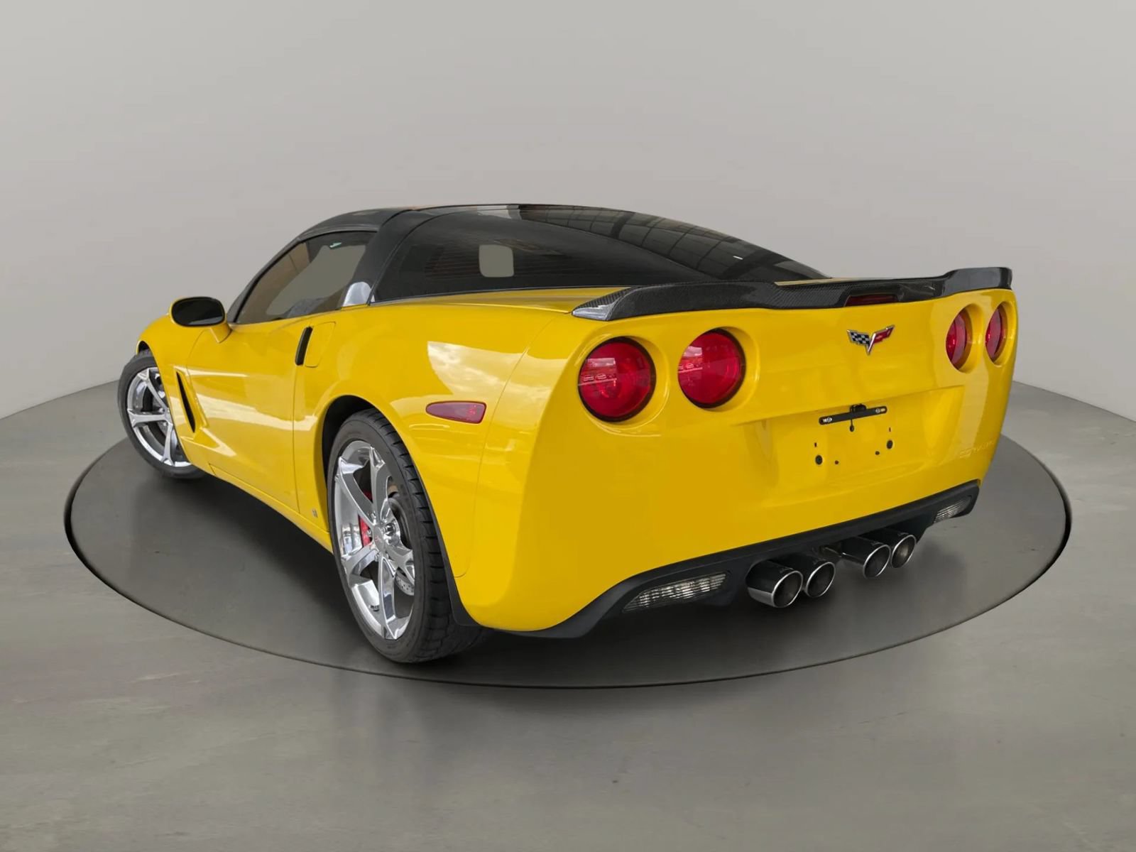 Used 2007 Chevrolet Corvette Coupe w/ Preferred Equipment Group RWD image 3