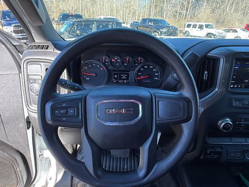 Used 2023 GMC Sierra 3500 Pro w/ Convenience Package image 26