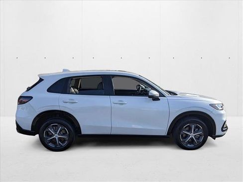 Used 2023 Honda HR-V EX-L image 4