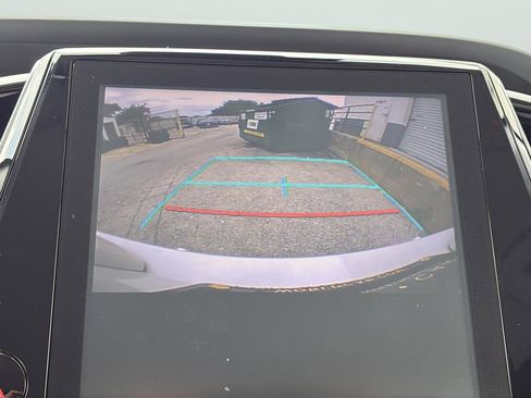 Used 2018 Toyota Prius Four Touring FWD image 20