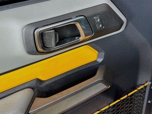 Used 2022 Ford Bronco Badlands w/ Sasquatch Package image 19