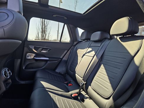 Certified 2025 Mercedes-Benz GLC 300 4MATIC image 22