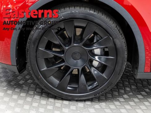 Used 2021 Tesla Model Y Long Range AWD/4WD image 26