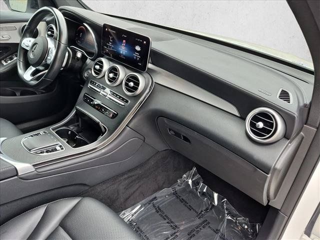 Used 2022 Mercedes-Benz GLC 300 4MATIC Coupe image 22