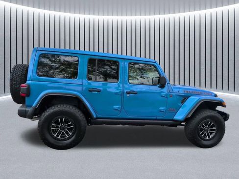 Used 2024 Jeep Wrangler Unlimited Rubicon AWD/4WD image 4