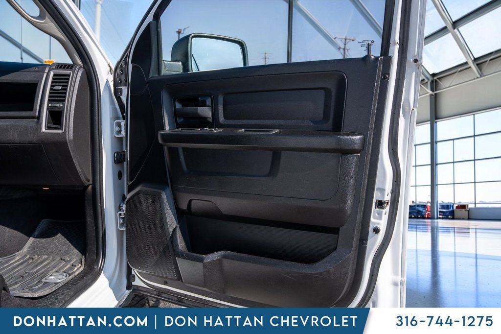 Used 2022 RAM 1500 Tradesman w/ Electronics Group RWD image 22